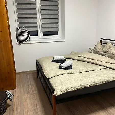 Tobias Apartmán *